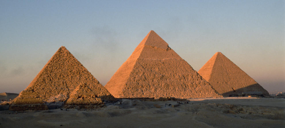 En Egipto, nuevas tecnologías para revelar "secretos" de las Pirámides