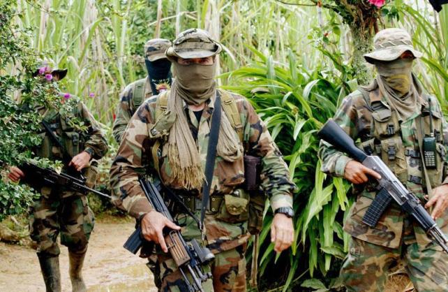 Paramilitares colombianos Paramilitares colombianos