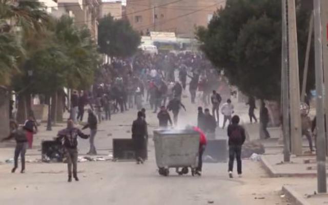 Manifestantes en Kasserine, Túnez