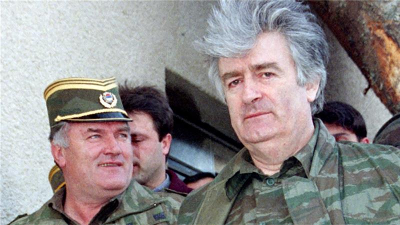 Mladic-a la izquierda-y Karadzic, durante la guerra Mladic-a la izquierda-y Karadzic, durante la guerra