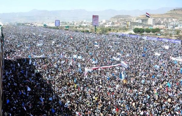 Manifestantes en Saná, Yemen