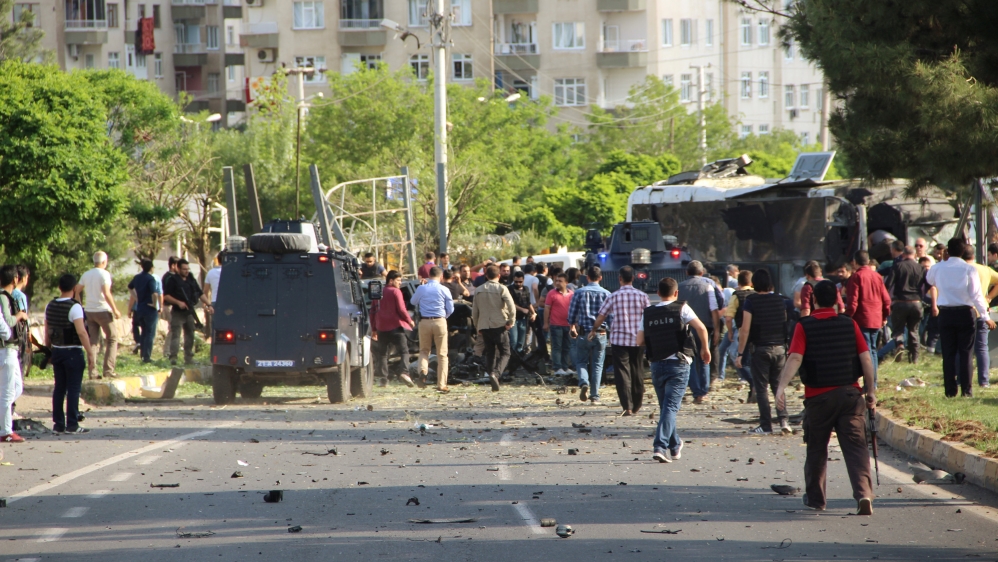 Tres muertos y 42 heridos deja atentado en ciudad turca de Diyarbakir