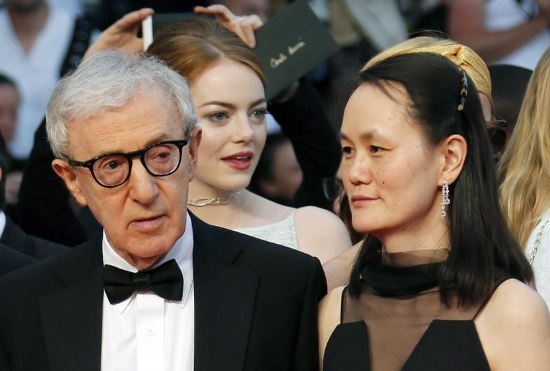 Woody Allen y su esposa