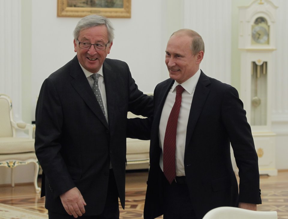 Juncker-a la izquierda-y Putin, en un encuentro hace años.