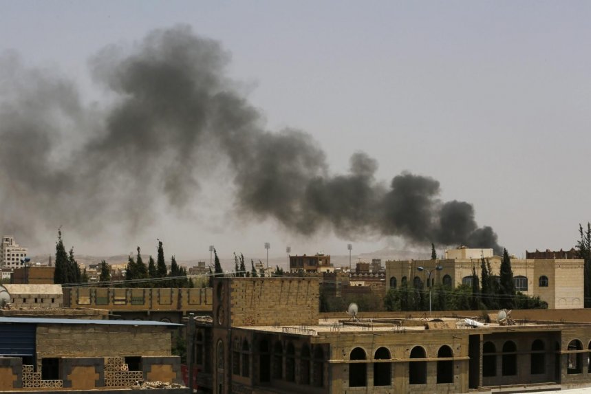 Al menos 80 muertos en bombardeos y combates en Yemen