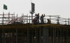 Los trabajadores de Catar aspiran a más seguridad con la reforma laboral