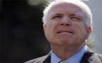 McCain tuvo en 1985 una reunión “amistosa” y “cálida” con Pinochet