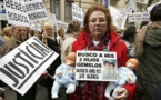 España celebrará el primer juicio por los bebés robados del franquismo