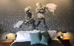 Artista callejero Banksy abre un hotel frente al muro israelí en Cisjordania