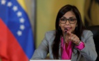 "Saquen sus narices de Venezuela", responde canciller a gobiernos críticos