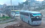 Evacuados de las ciudades sirias sitiadas se encuentran bloqueados