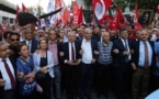 Larga marcha de la oposición para pedir justicia en Turquía