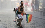 Policía turca usa balas de goma para dispersar la Gay Pride en Estambul