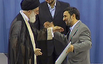 El guía supremo confirmó la reelección de Mahmud Ahmadinejad en Irán