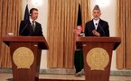 Rasmussen defiende en Kabul una estrategia que aúne la vía militar y el diálogo