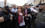 Argentina: Kirchner acusa a Macri de involucrarla en caso AMIA