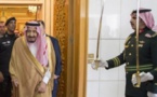 Rey de Arabia Saudí despide a dos ministros y jefe militar