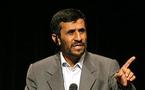 Ahmadi Nijad critica la intervención saudita en el conflicto de Yemen