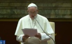 El papa critica a "traidores" en el seno de la Curia Romana