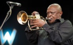 Muere Hugh Masekela, leyenda del jazz sudafricano
