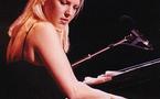 Cautiva al público mexicano pianista canadiense Diana Krall