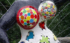 Un castillo medieval acoge la obra cruel y lúdica de Niki de Saint Phalle