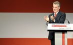 Socialista saliente Fischer gana presidencial en Austria, ultraderecha a 16%