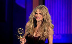 "Modern Family" y "Mad Men" se coronan en unos Emmy 2010 equitativos