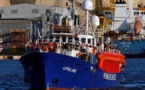 Barco con migrantes "Lifeline" atraca en Malta tras controversia
