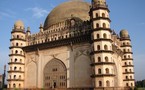 India: disputado lugar sagrado entre hindúes y musulmanes será dividido