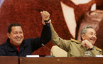 Chávez relanza cooperación con Cuba en apoyo a reformas de Raúl Castro
