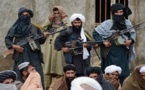 Talibanes secuestran a más de 100 pasajeros de autobuses