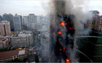 China: 42 muertos en espectacular incendio de una torre de Shanghai