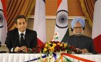 Presidente francés en India firma acuerdos por 15.000 millones de euros