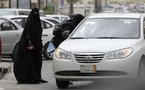 Mujeres saudíes desafían la prohibición de conducir