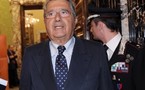 Berlusconi condenado a pagar 560 millones de euros por caso Mondadori