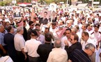 Diecisiete muertos en represión de masivas protestas contra el régimen sirio