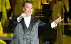 Juan Gabriel cumple 40 años de su primer disco y proyecta nueva película