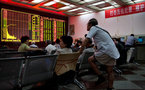 China fustiga a EEUU por nota de deuda, otros acreedores piden calma