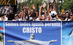 Miles de manifestantes en marcha contra la intolerancia religiosa en Rio