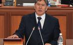 Kirguistán: moderado primer ministro Atambaiev lidera elección presidencial
