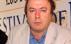 Murió el incendiario escritor británico Christopher Hitchens