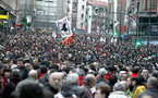 Miles de personas marchan en Bilbao para defender derechos de presos de ETA