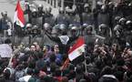 Llamado a huelga general marca el primer aniversario de la caída de Mubarak