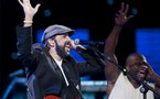 Dominicano Juan Luis Guerra cierra con éxito el Festival de Viña del Mar