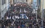 Miles de personas participan en tres protestas contra gobierno italiano