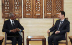 Asad recibe a Annan, mientras sus tropas luchan en Idleb