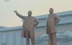 Número uno norcoreano aclamado por muchedumbre en Pyongyang