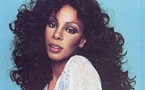 Murió Donna Summer, la 'Reina de la música disco'