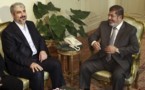 El presidente egipcio Mursi se reúne con el jefe de Hamas